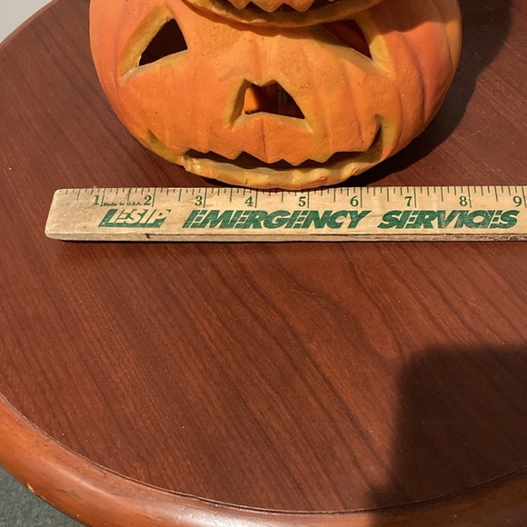 TrendMaster vintage 1993 stacked lighted jack-o-lanterns - Picture 9 of 10